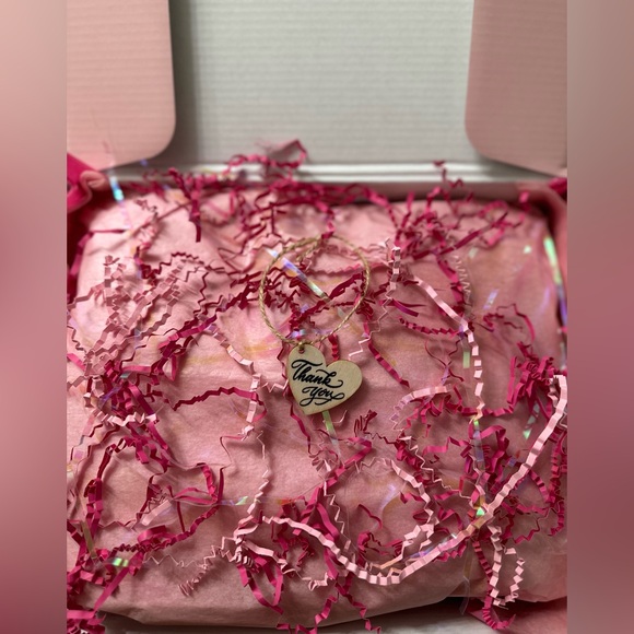 💅🏼 Come hang out with @girly_shop 💅🏼 - Picture 8 of 12